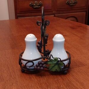Vintage Salt and Pepper Shakers In A Basket With Grap Accent